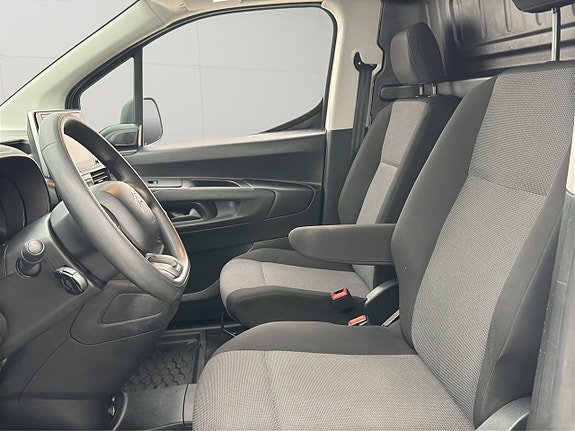 Citroen Berlingo 14 of 28