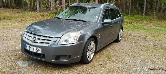 Cadillac BLS 3 of 5