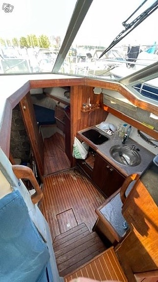Bayliner 3460 Sportsfish 3 of 4