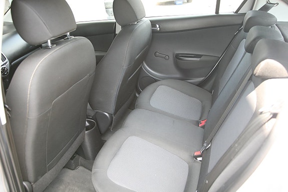 Hyundai i20 18 of 30