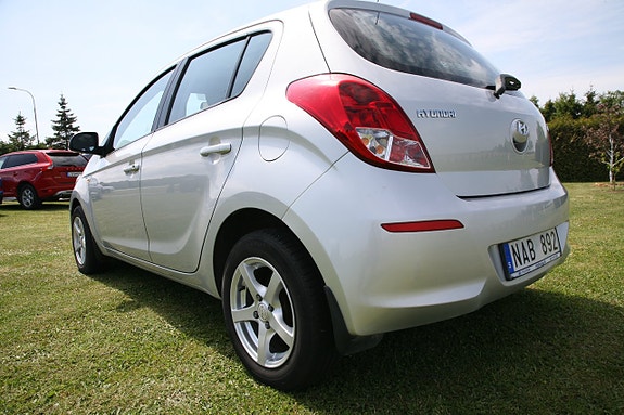 Hyundai i20 12 of 30