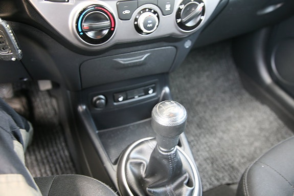 Hyundai i20 28 of 30