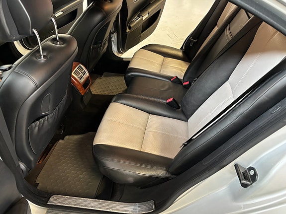 Mercedes-Benz S350 17 of 19