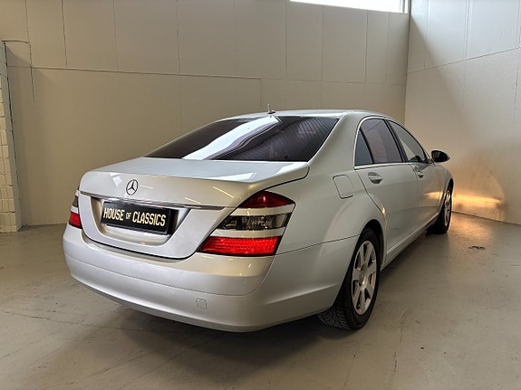 Mercedes-Benz S350 8 of 19