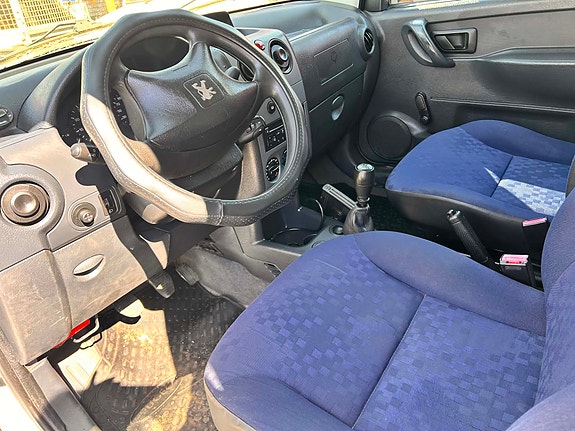 Peugeot Partner 4 of 5