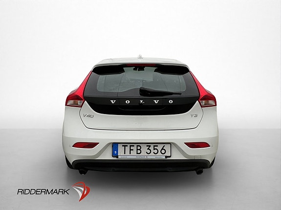 Volvo V40 7 of 30