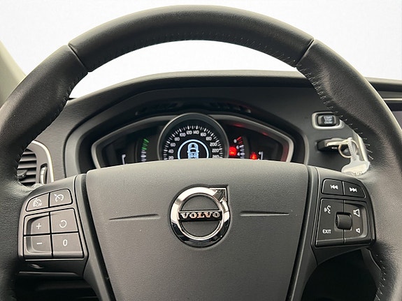 Volvo V40 15 of 30