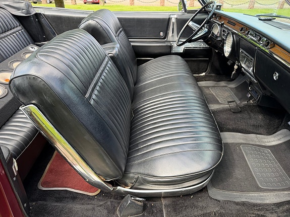 Buick Electra 18 of 27