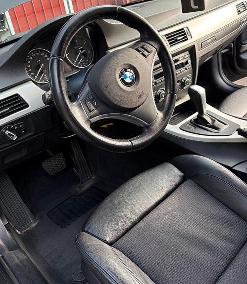 BMW 320d 2 of 2