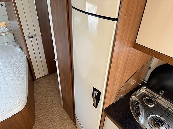 Hobby Premium 650 UKFe Barnkammare Mover Förtält Alde 9 of 19