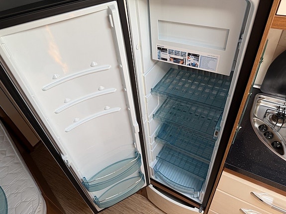 Hobby Premium 650 UKFe Barnkammare Mover Förtält Alde 10 of 19
