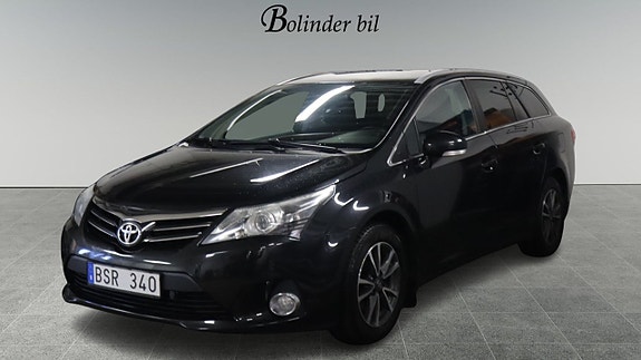 Toyota Avensis 3 of 5