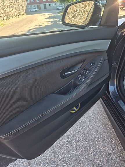 BMW 520d 8 of 8