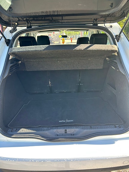 Citroen C4 Picasso 8 of 13