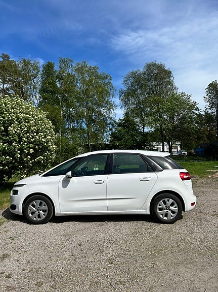 Citroen C4 Picasso 3 of 5