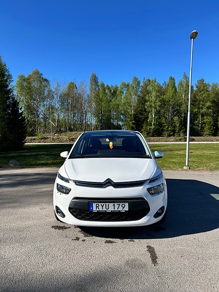 Citroen C4 Picasso 4 of 5