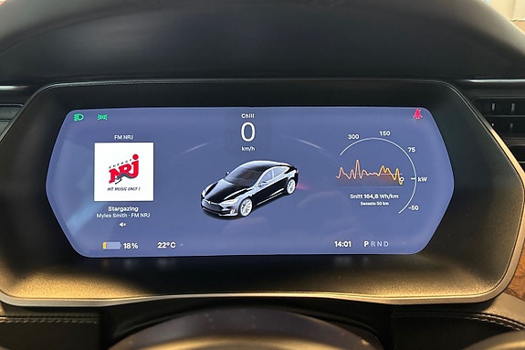 Tesla Model S 16 of 25