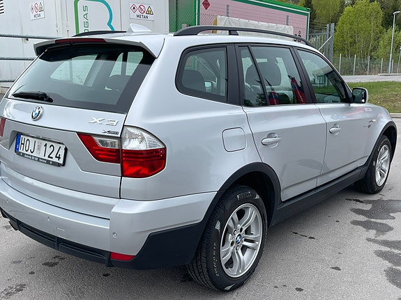 BMW X3 4 of 5