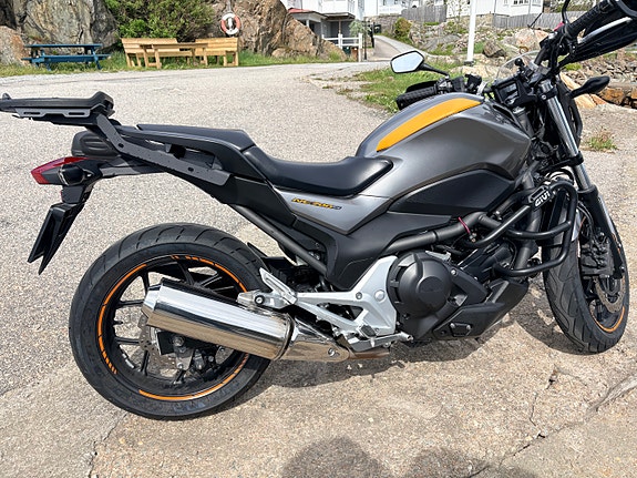 Honda NC700SD DCT (automatväxlad) 2 of 4