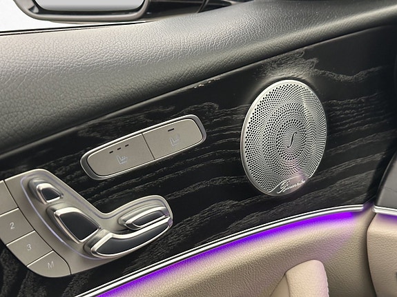 Mercedes-Benz E220 d 23 of 30