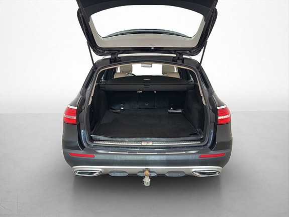 Mercedes-Benz E220 d 14 of 30