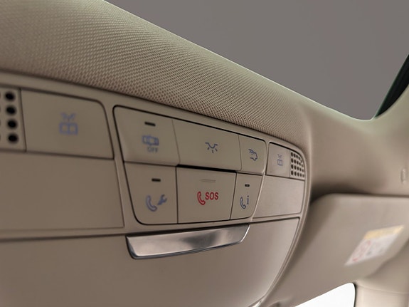 Mercedes-Benz E220 d 28 of 30