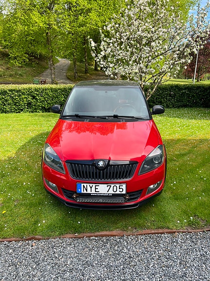Skoda Fabia 2 of 17