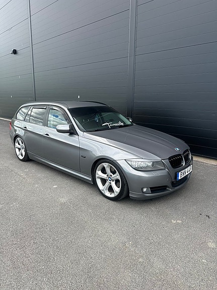 BMW 320d 5 of 5