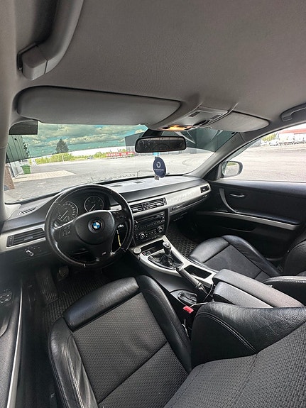 BMW 320d 7 of 12