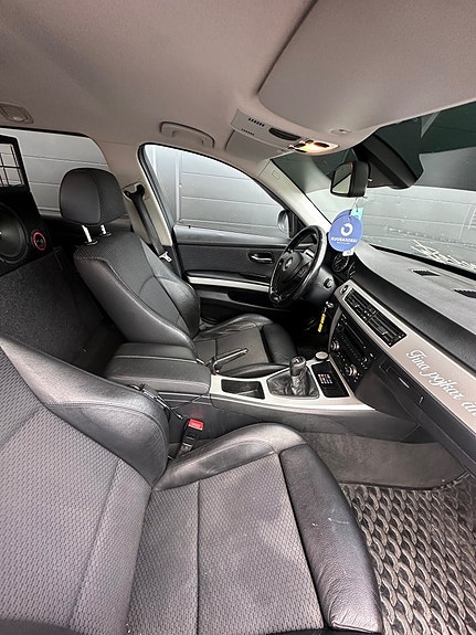 BMW 320d 10 of 12