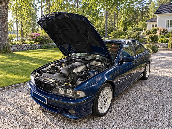 BMW 540i 2 of 25