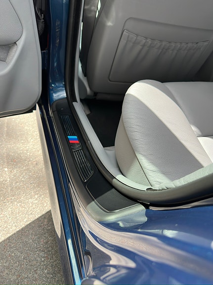 BMW 540i 10 of 25