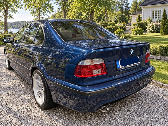 BMW 540i 3 of 25