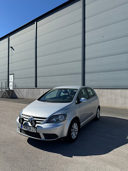 Volkswagen Golf Plus 2 of 6