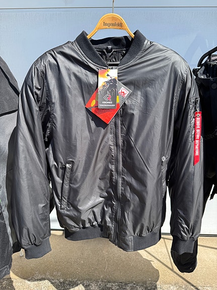 Product image 13 of 28