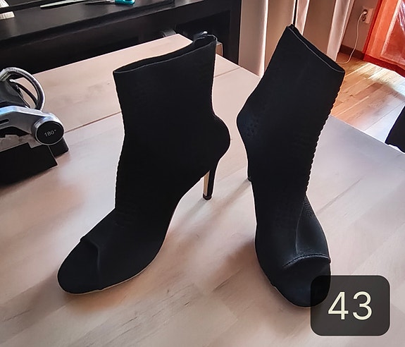 Product image 9 of 9