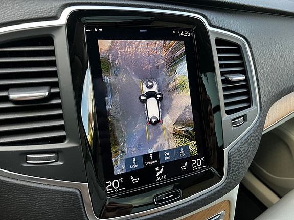 Volvo XC90 9 of 13