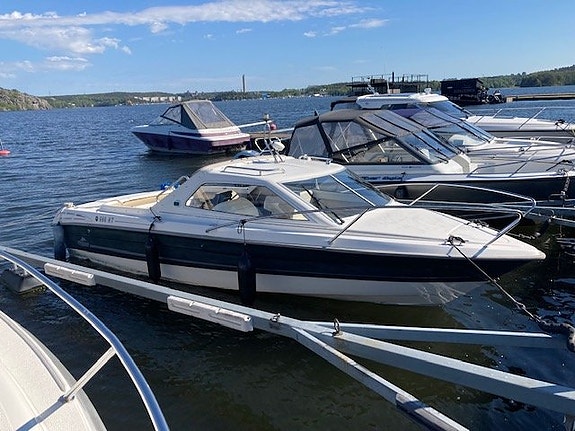 Flipper 666 HT -05 Volvo Penta D3 190 hk Diesel 2 of 10