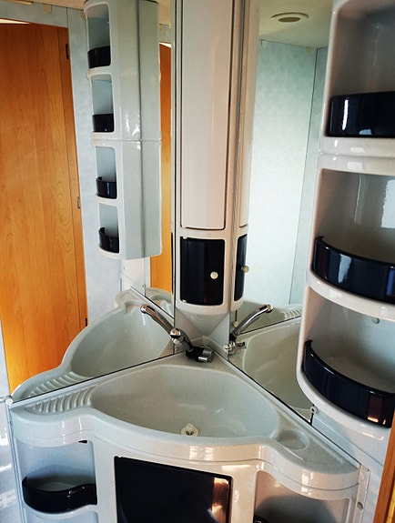 Adria Husvagn 5 of 5