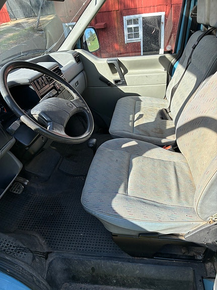 Volkswagen Transporter 4 of 5