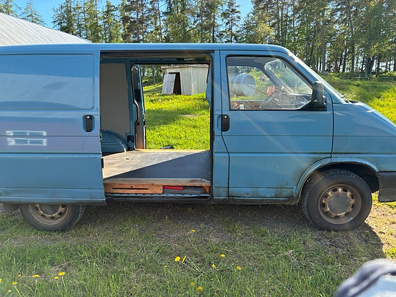 Volkswagen Transporter 3 of 5