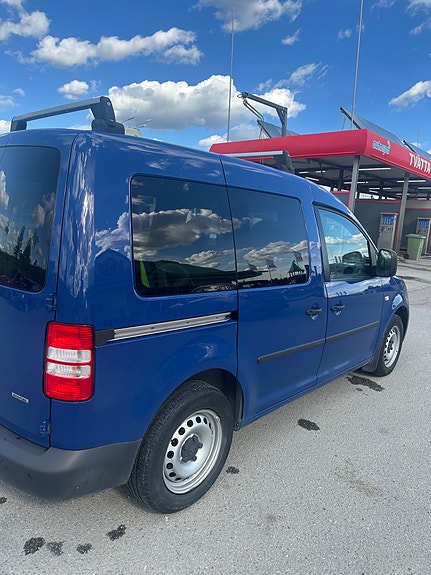 Volkswagen Caddy 4 of 5