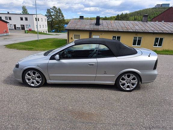 Opel Astra 3 of 5