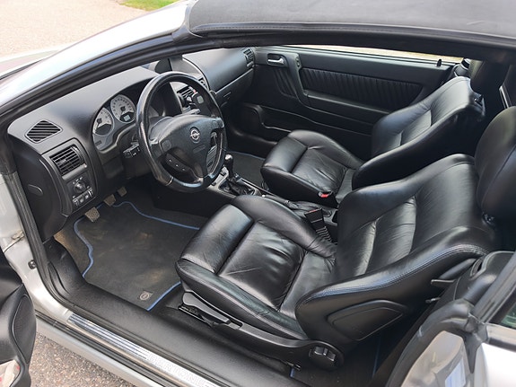 Opel Astra 4 of 5