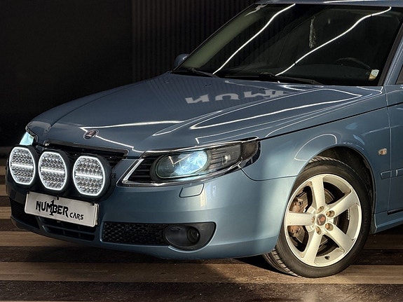 Saab 9-5 3 of 5