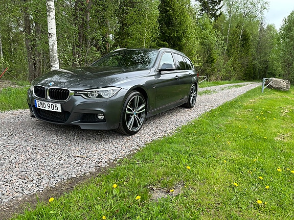 BMW 335d 3 of 5