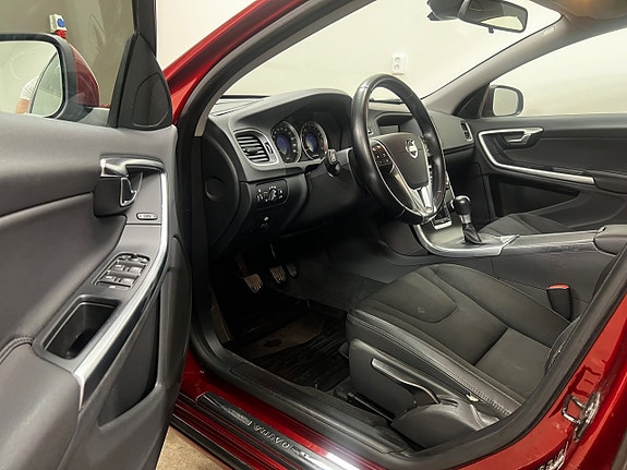 Volvo S60 5 of 5