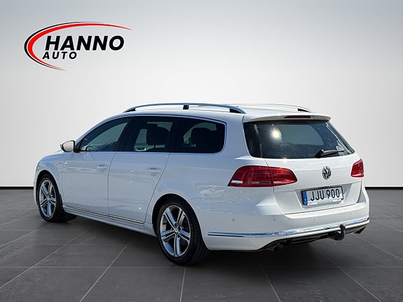 Volkswagen Passat 3 of 5