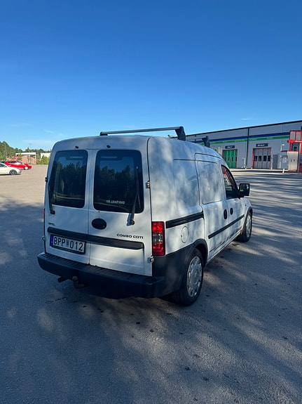 Opel Combo 2 of 3