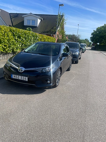Brukt Toyota Auris 1.8 Hybrid